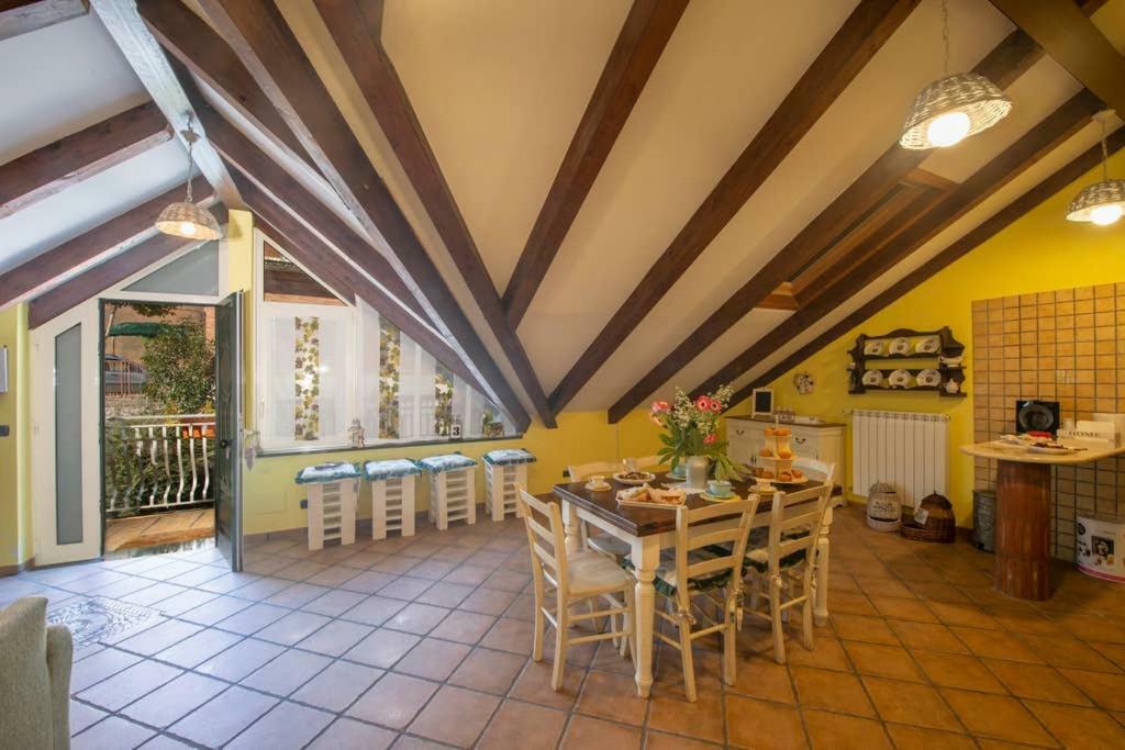 Mansarda Ciaciano Apartment Bomerano Bagian luar foto