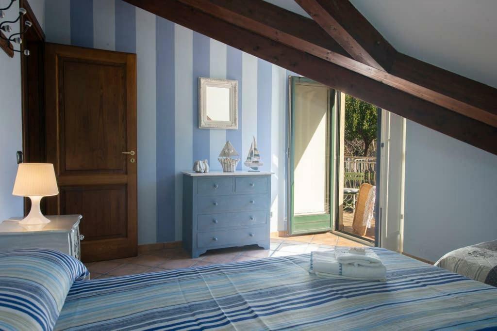 Mansarda Ciaciano Apartment Bomerano Bagian luar foto